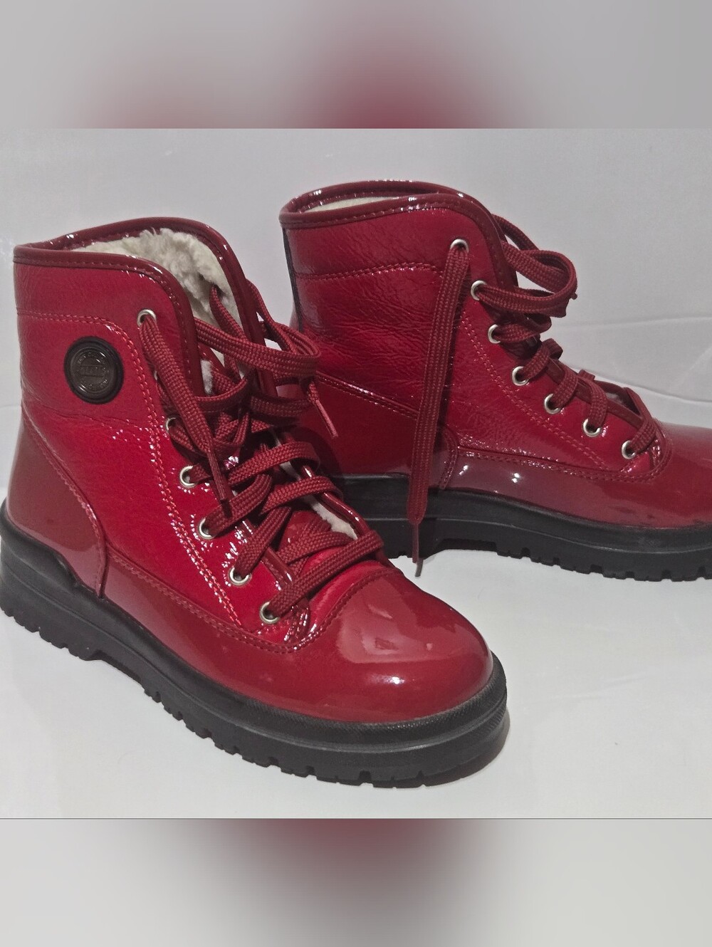 OLANG RIMINI Red Patent Winter Boots US 6–6.5 | Ice Grips ❄️